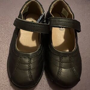 ‼️SOLD‼️Stride Rite Black Leather Dress Shoes with Quilted Detail Size 9